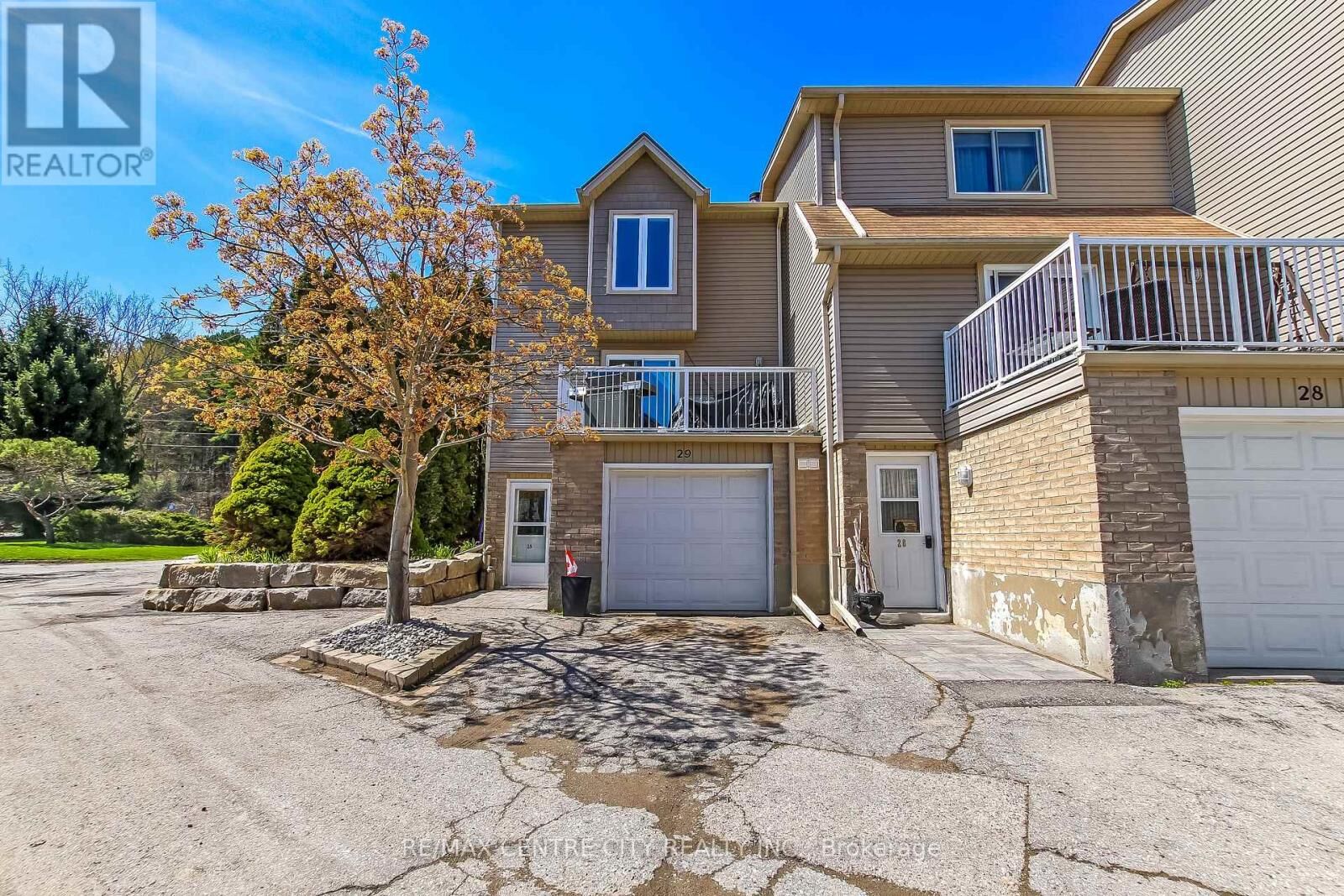 Property Photo:  301 Carlow Road 29  ON N5L 1B7 