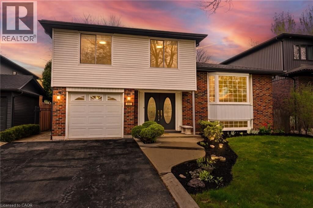 Property Photo:  694 Mullin Way  ON L7L 4J7 