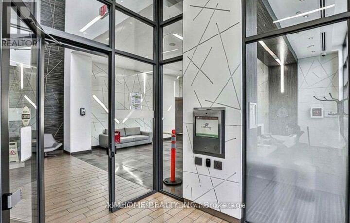 Property Photo:  277 South Park Road 1017  ON L3T 0B7 