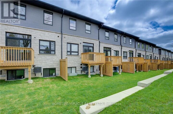 Property Photo:  51 Sparrow Avenue 20  ON N1T 0E5 
