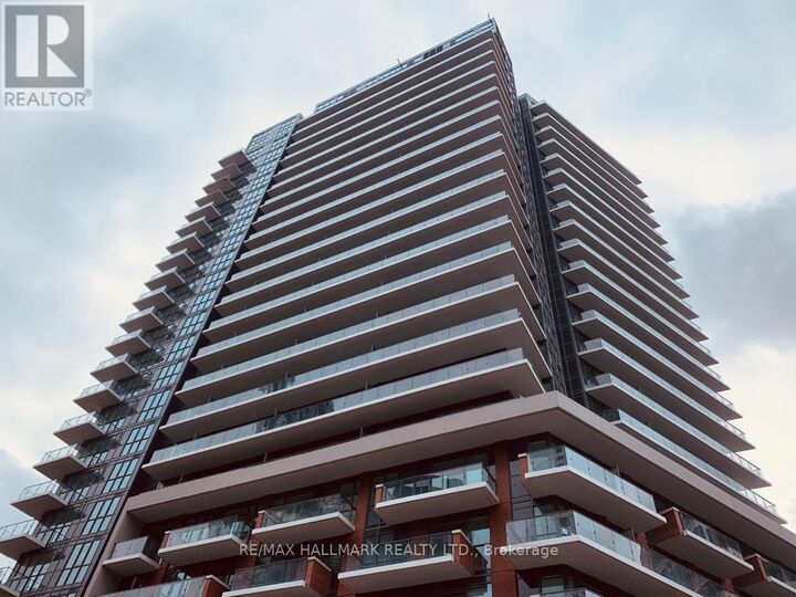 Property Photo:  38 Iannuzzi Street 803  ON M5V 0S2 