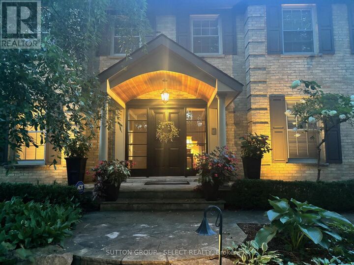 Property Photo:  129 Wychwood Place  ON N6G 1S7 