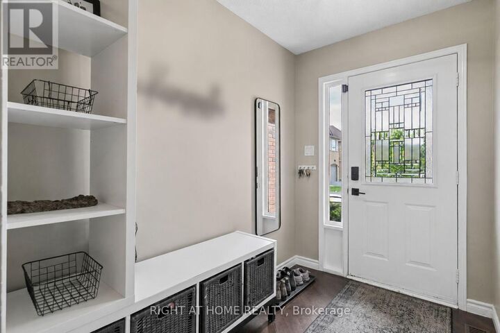 Property Photo:  2960 Headon Forest Drive 22  ON L7M 4G5 