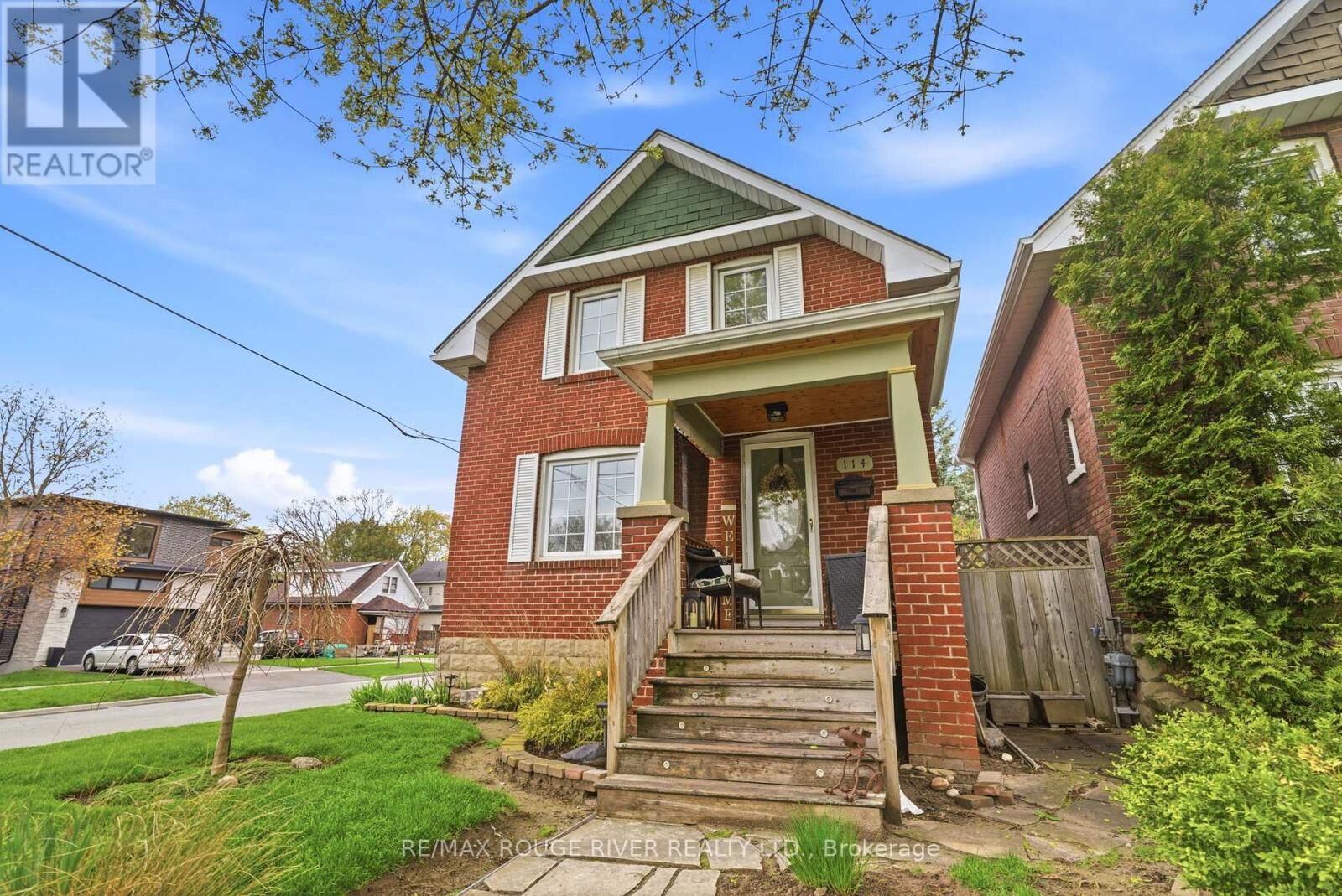 Property Photo:  114 McLaughlin Boulevard  ON L1G 2P3 