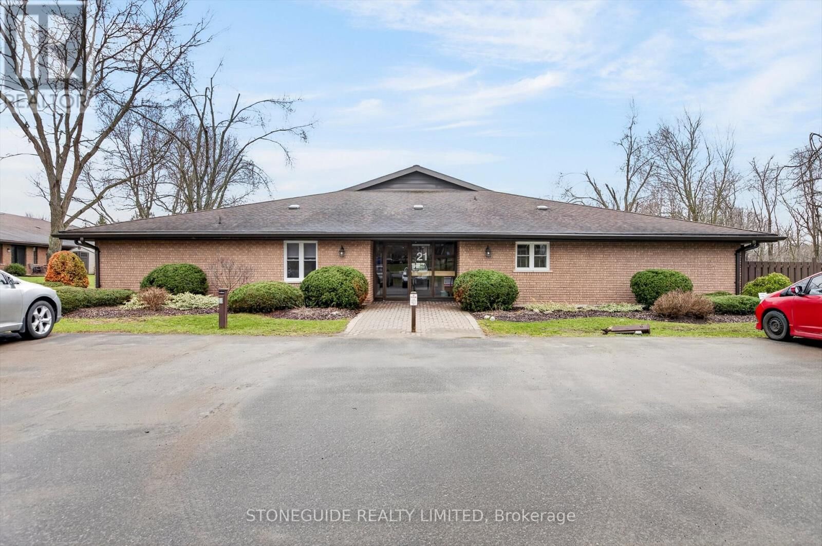 Property Photo:  963 Armour Road 10  ON K9H 7H2 