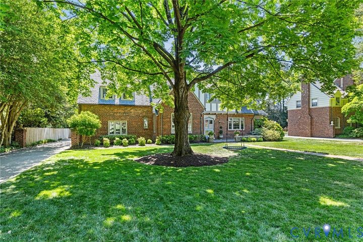 Property Photo:  403 Harlan Circle  VA 23226 