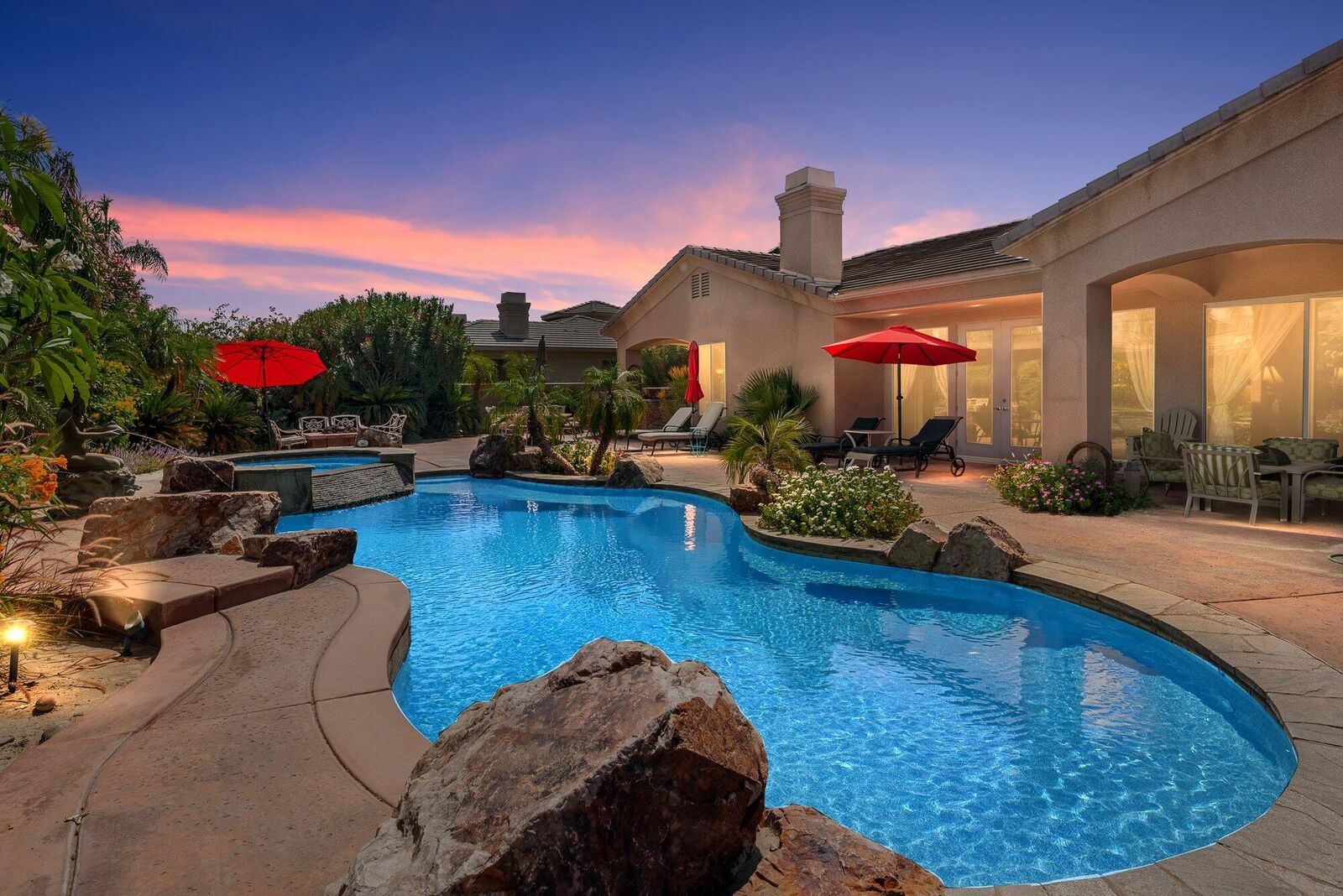 Property Photo:  4 Chandon Court  CA 92270 