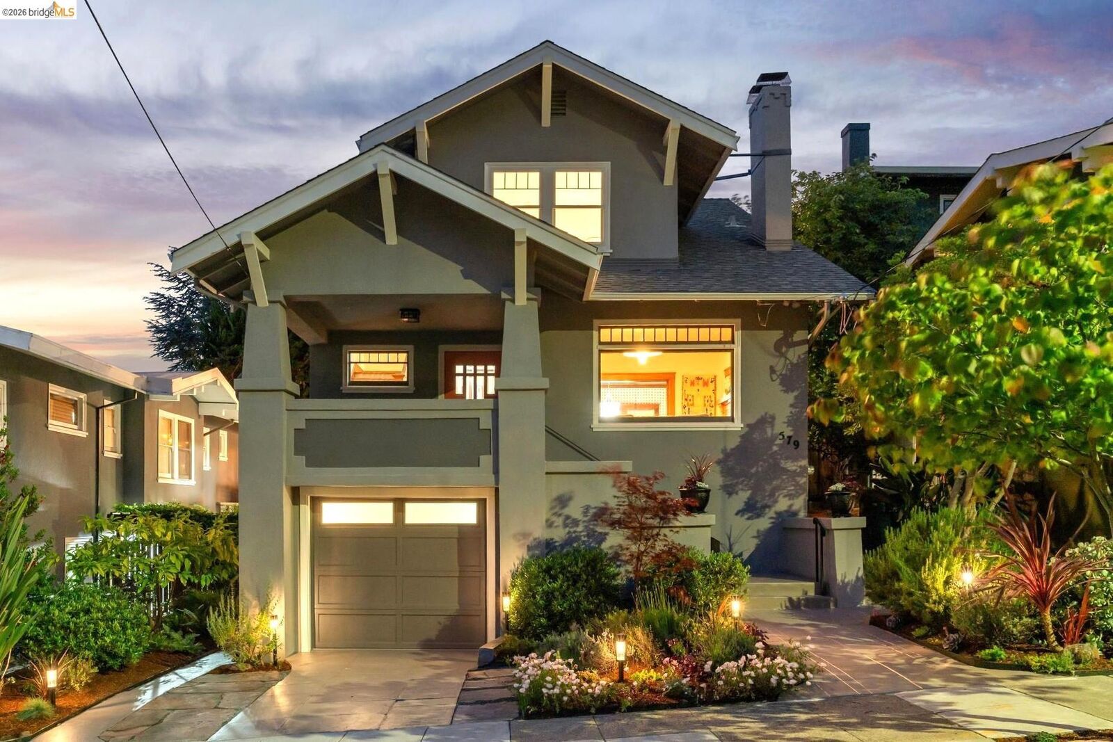 Property Photo: 579 Kenmore Ave CA 94610
