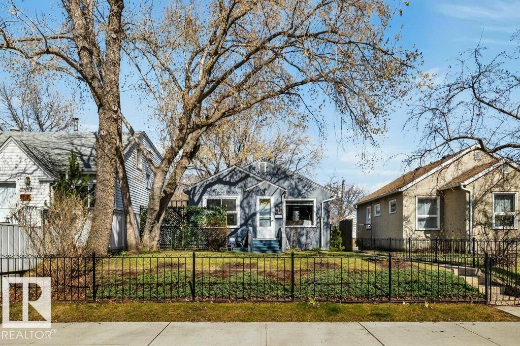 Property Photo:  11445 68 Street NW  AB T5B 1N9 