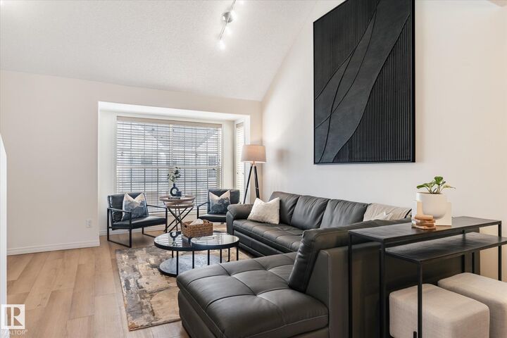 Property Photo:  10235 111 Street NW 21  AB T5K 2V5 
