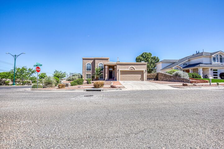 Property Photo: 6821 Pearl Ridge Drive TX 79912