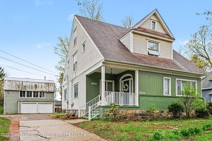 Property Photo:  529 W Ash Street  MI 48854 