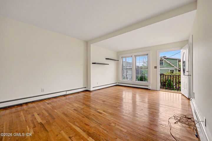 Property Photo:  32 Chapel Street 1  CT 06831 