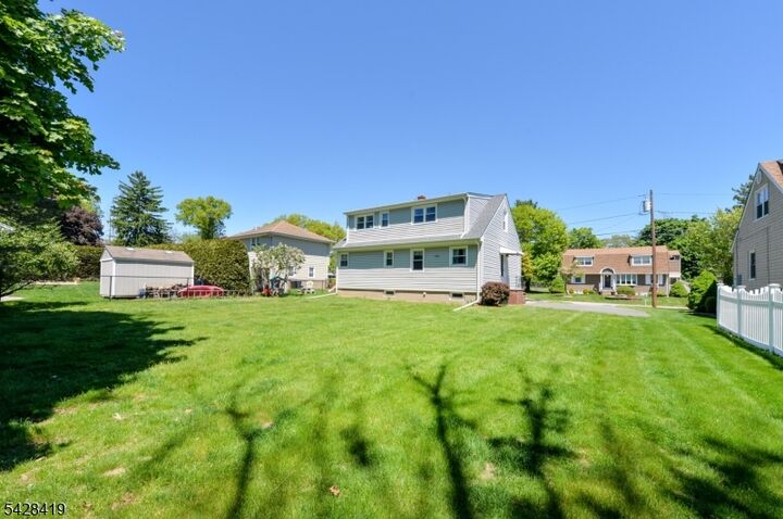 Property Photo: 113 Stanley Ct NJ 07508