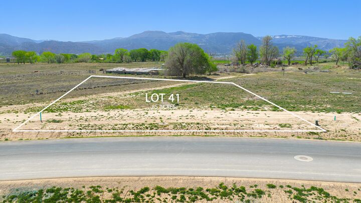 Property Photo:  2927 W Chelsey Parkway  UT 84721 