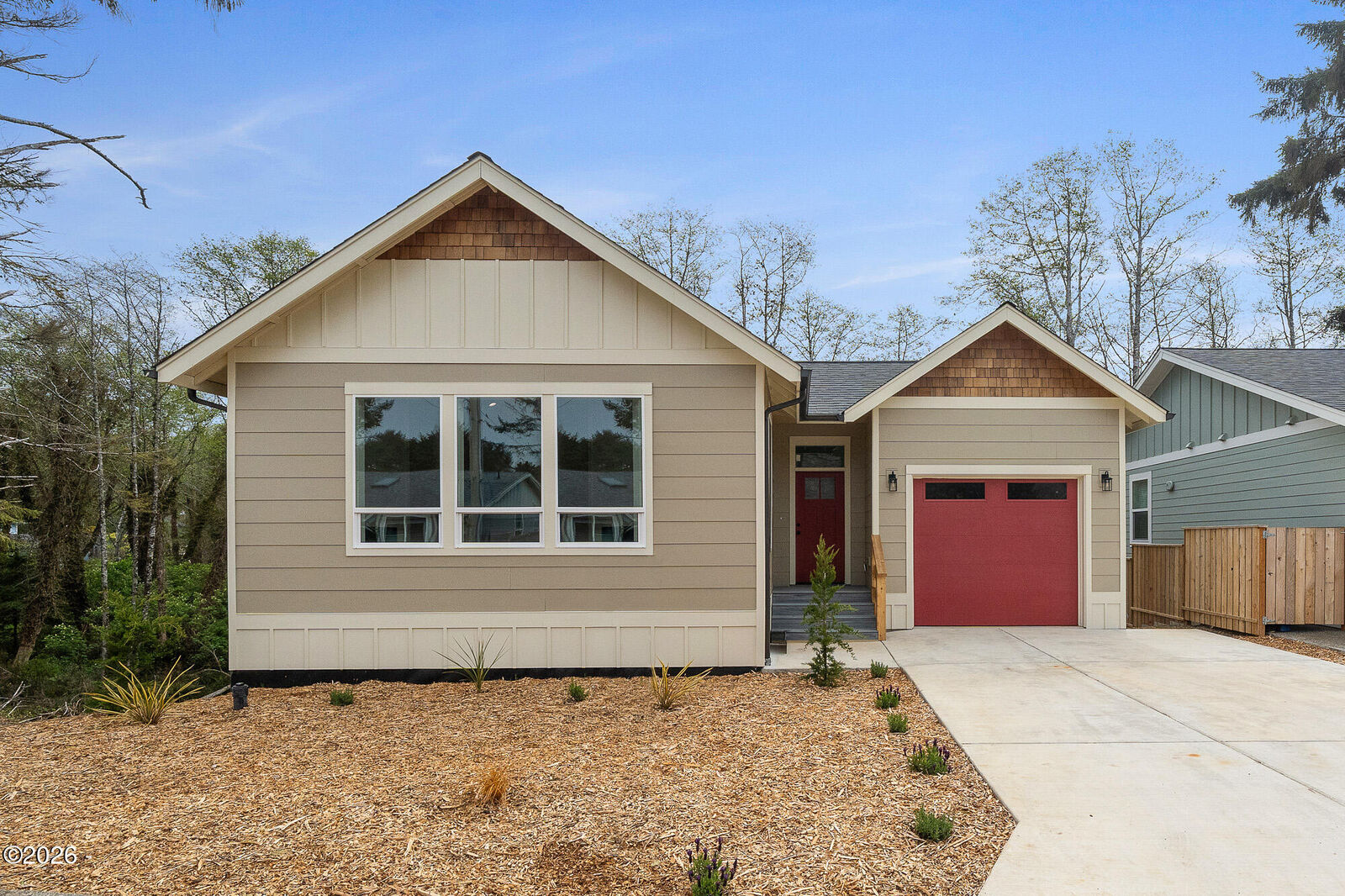 Property Photo:  2954 SW Coast Avenue  OR 97367 