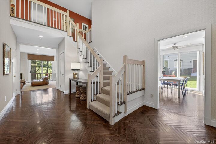 Property Photo:  9 Easthaven Lane  NY 10605 