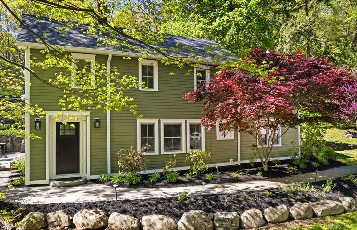 Property Photo:  75 Mount Airy Road  NY 10520 