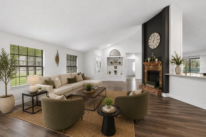 Property Photo:  1012 Willa Lake Circle  FL 32765 