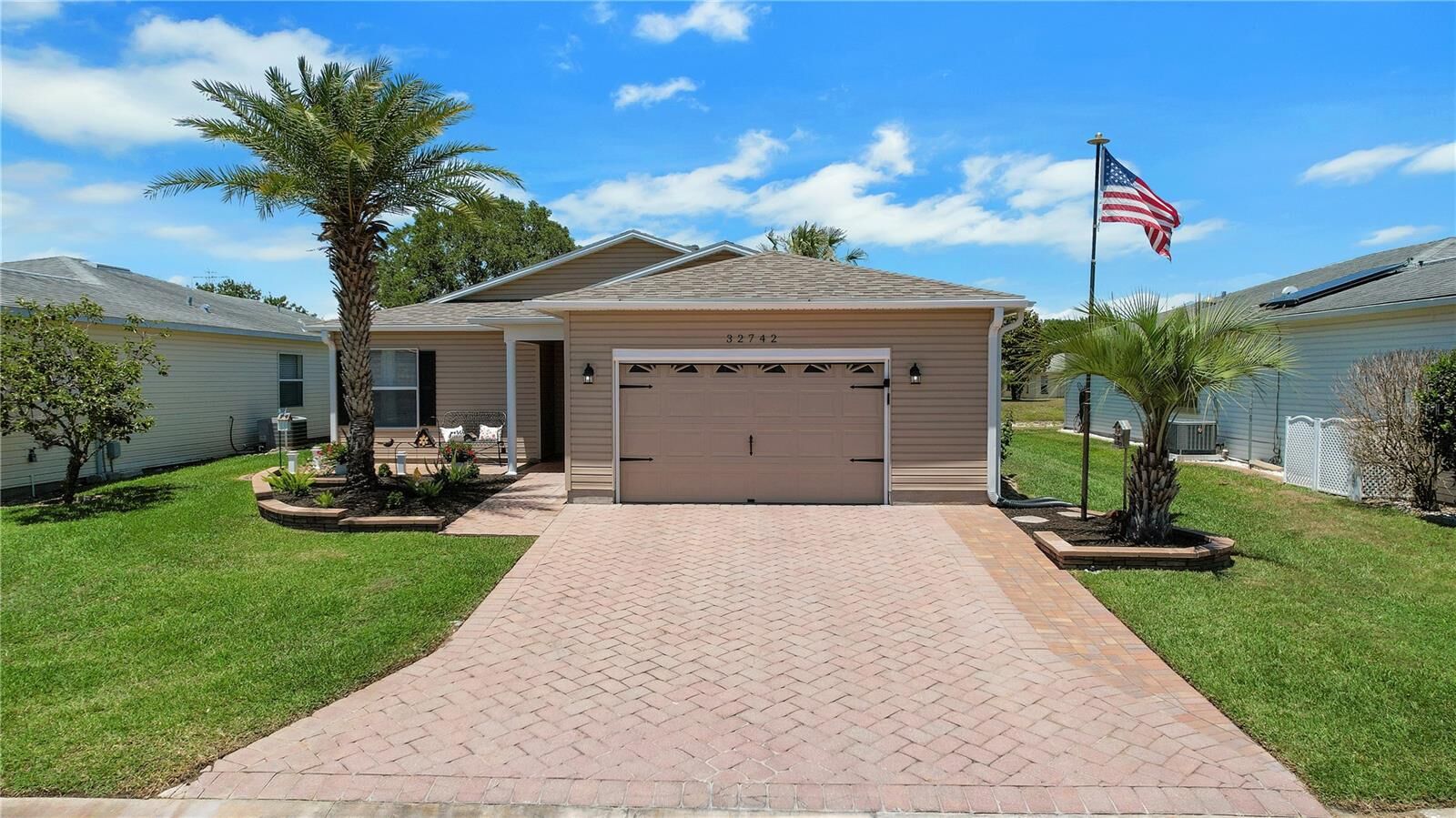 Property Photo:  32742 Westwood Loop  FL 34748 