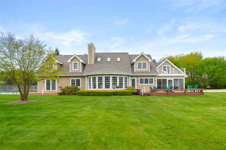 Property Photo:  449 S Skyview Drive  MI 49009-6966 
