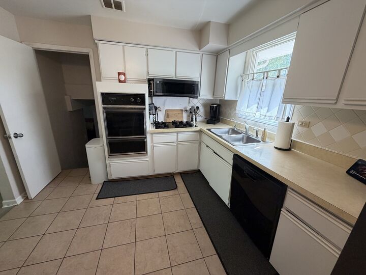 Property Photo:  3S478 Winfield Road  IL 60555 