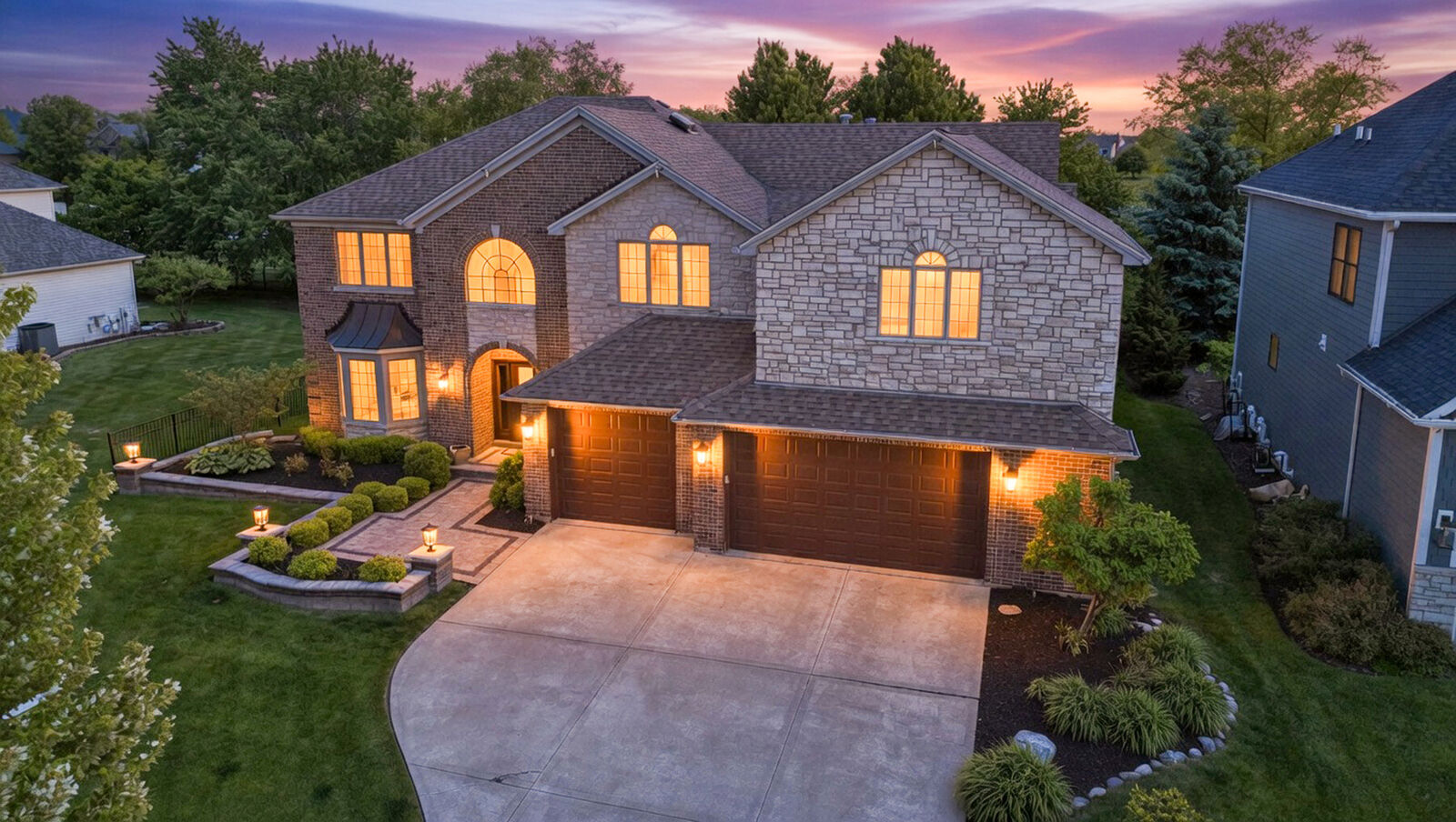 Property Photo:  3508 Redwing Court  IL 60564 