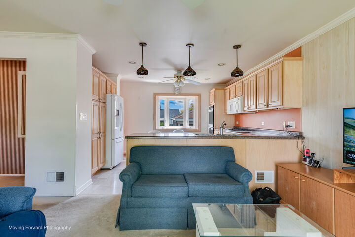 Property Photo:  1425 Atwood Avenue  IL 60163 