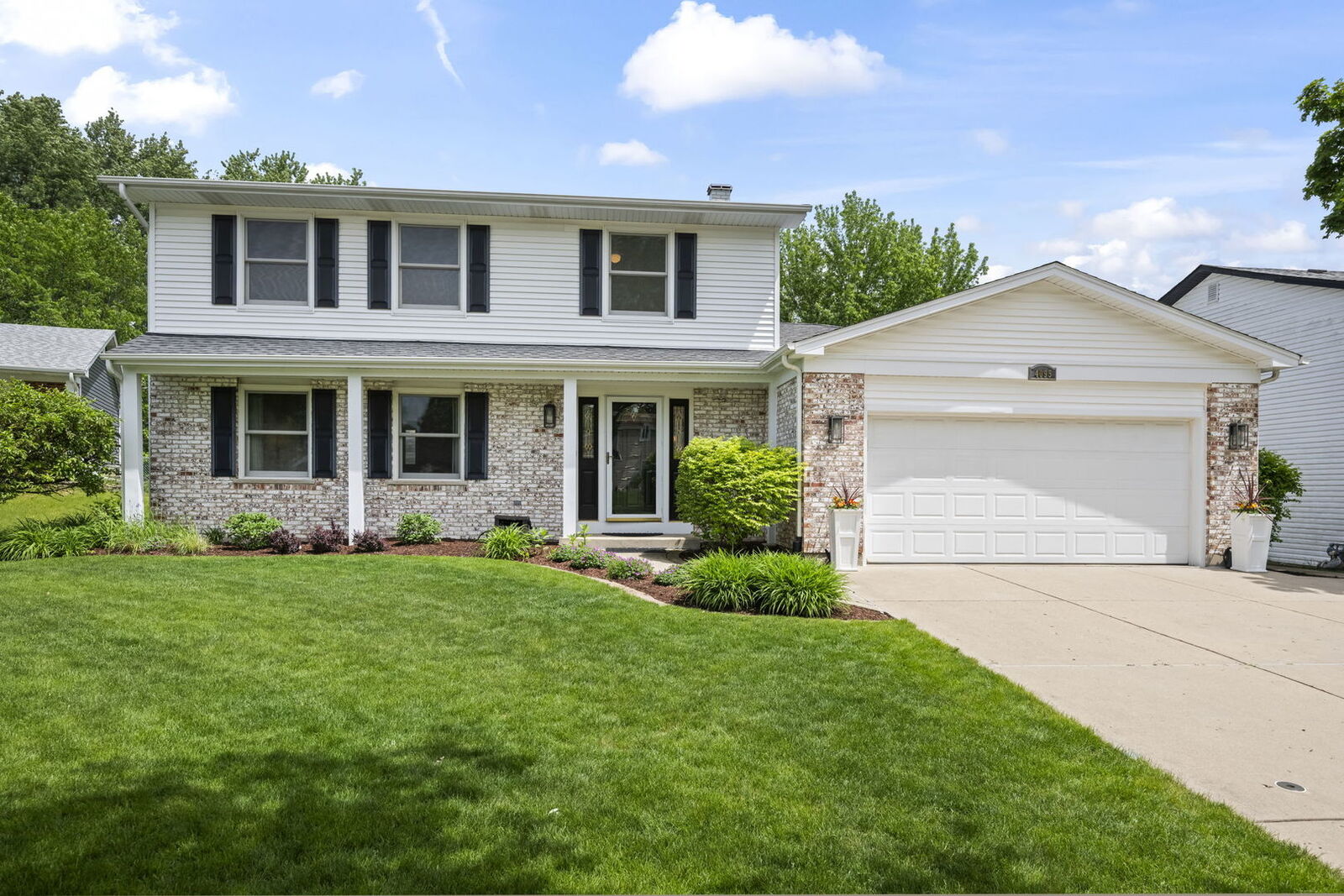 Property Photo:  4095 Victoria Drive  IL 60192 