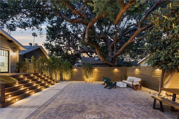 Property Photo:  1700 Rose Villa  CA 91106 