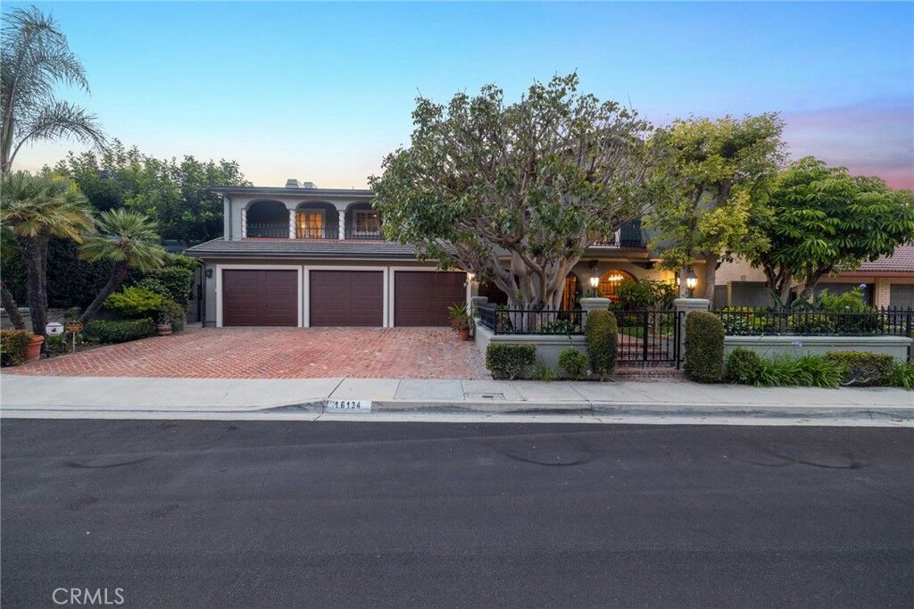 Property Photo:  16134 Lomacitas Lane  CA 90603 