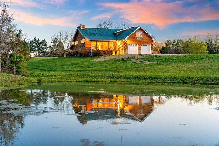 Property Photo: 1661 Martha Leeville Rd TN 37090