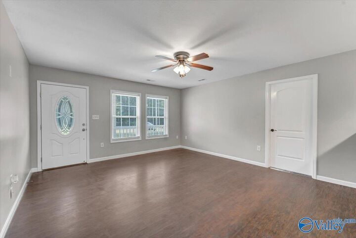 Property Photo:  320 Irby Circle  AL 35175 