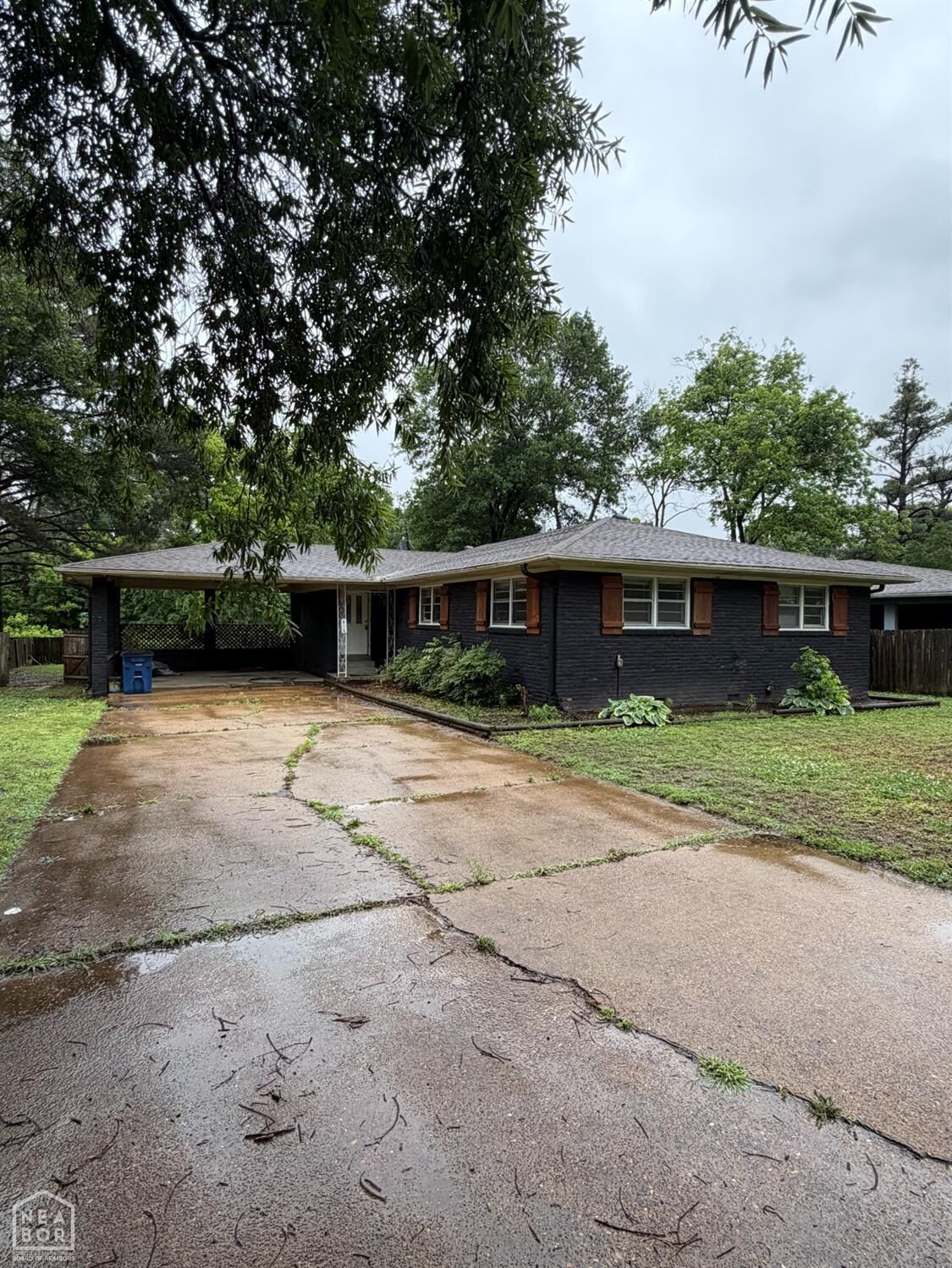 Property Photo:  618 S Roselawn  AR 72301 