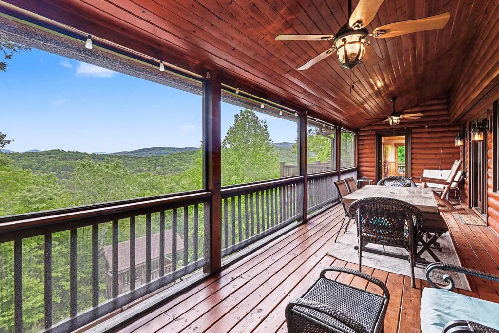 Property Photo:  112 Eagles Nest Lane  GA 30513 