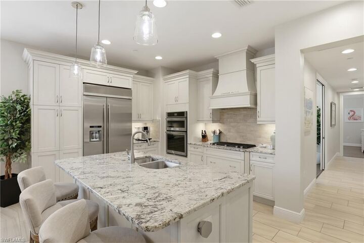 Property Photo:  16378 Viansa Way 202  FL 34110 