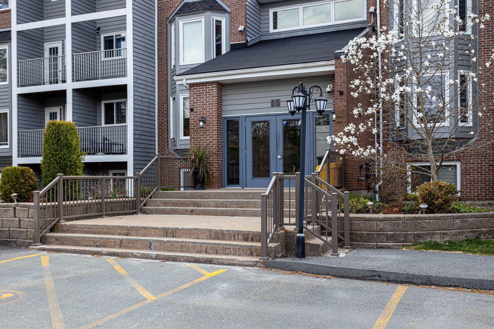 Property Photo:  310 15 Knightsridge Drive  NS B3M 3S9 