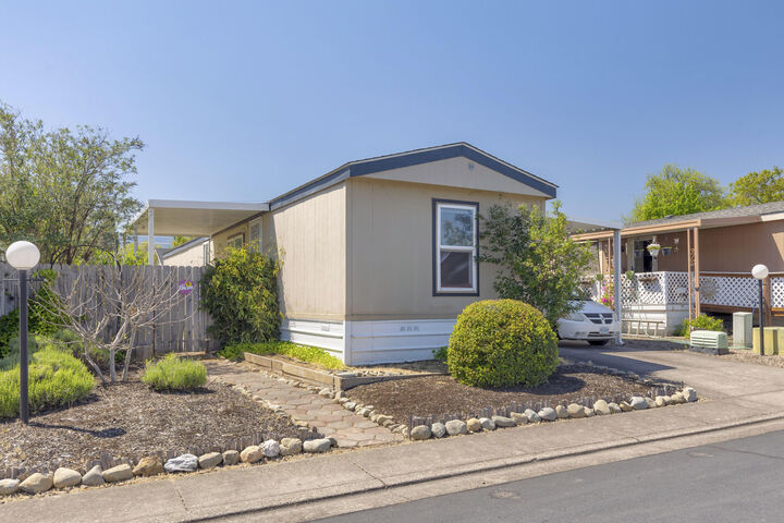 Property Photo: 4729 S Pacific Highway Unit 4 OR 97535