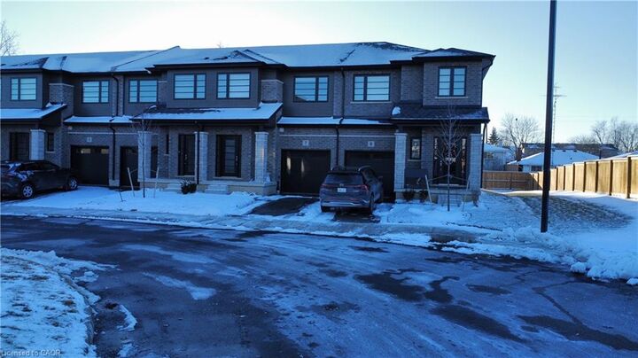 Property Photo:  520 Grey Street 7  ON N3S 0K1 