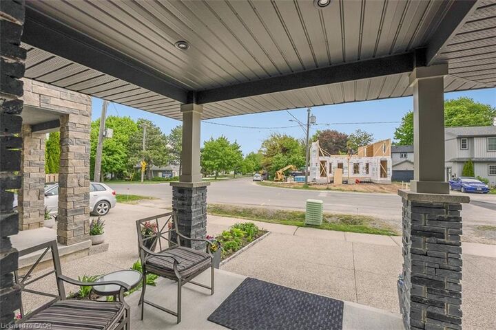 Property Photo:  77 B Broadway Avenue  ON L2M 7Y3 