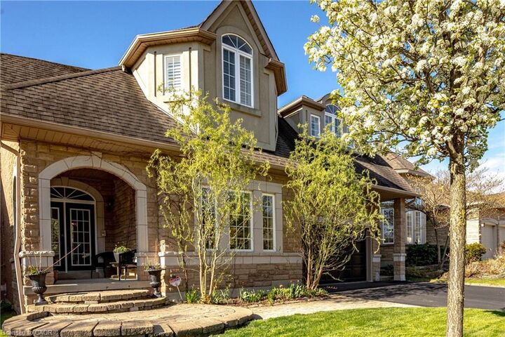Property Photo:  29 Gaines Avenue  ON L9H 7M4 