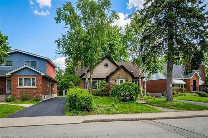 Property Photo:  63 Binkley Crescent  ON L8S 3K8 