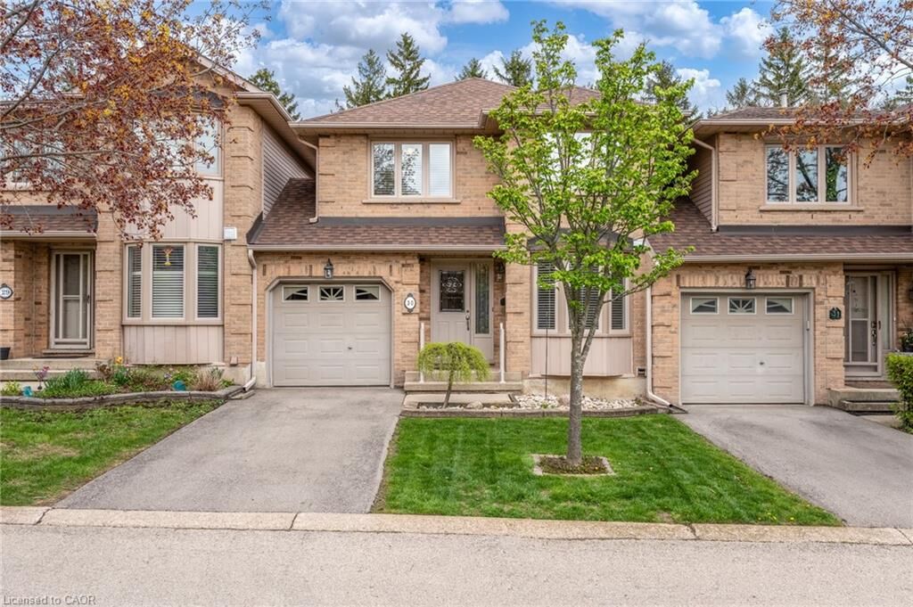 Property Photo:  800 Upper Paradise Road 30  ON L9C 7L2 