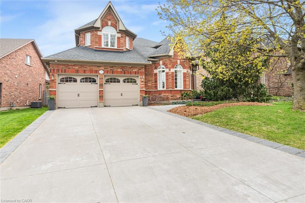 Property Photo:  178 Valmont Court  ON L9G 5A1 
