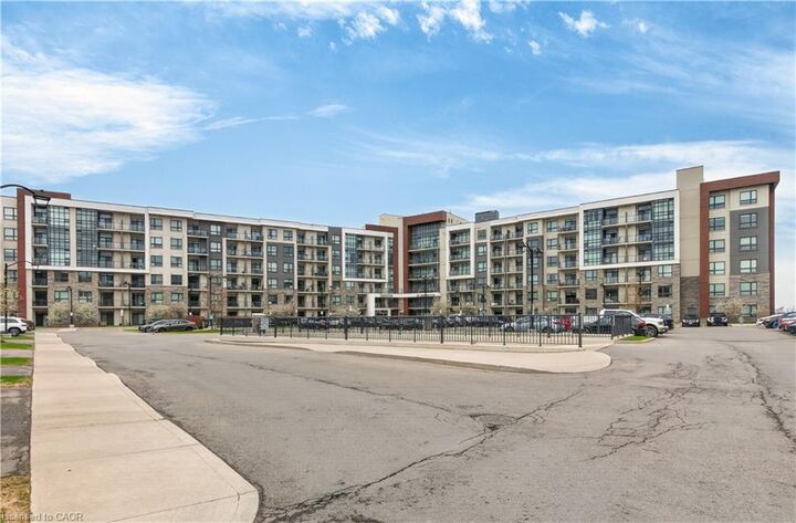 Property Photo:  125 Shoreview Place 118  ON L8E 0K3 