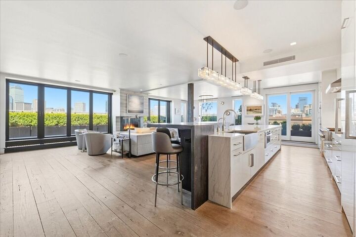 Property Photo:  481 Harrison Ave Phb  MA 02118 