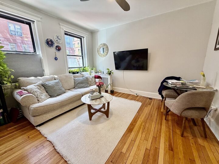 Property Photo: 36 E Newton St 2 MA 02118