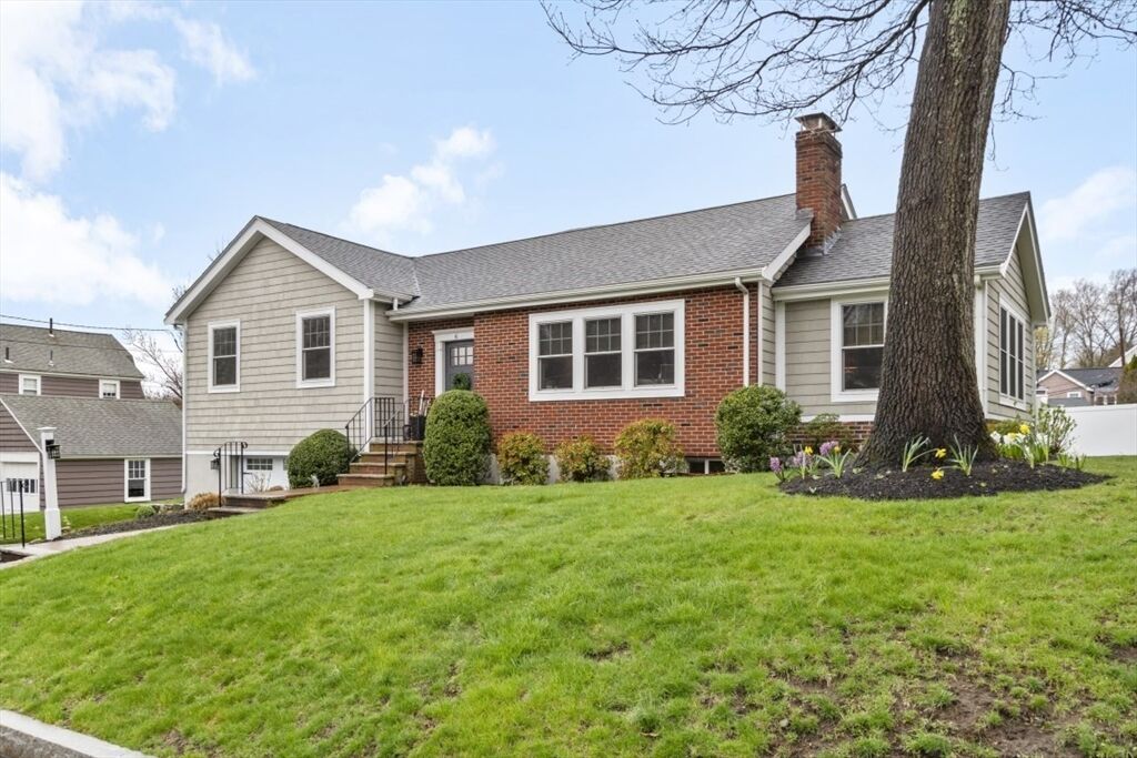 Property Photo:  6 Risley Rd 1  MA 01890 