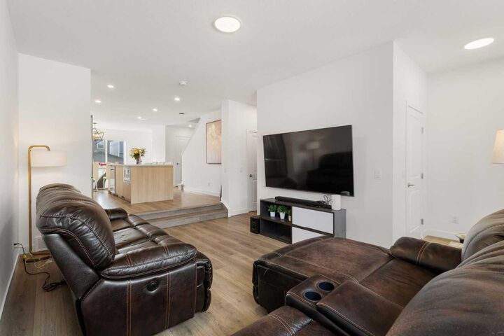 Property Photo:  19825 45 Street SE  AB T3M 3B5 