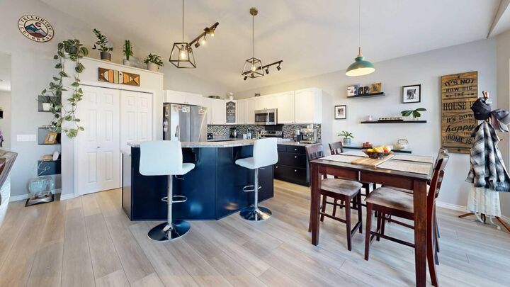 Property Photo:  10 Rivers Place  AB T7S 0A8 